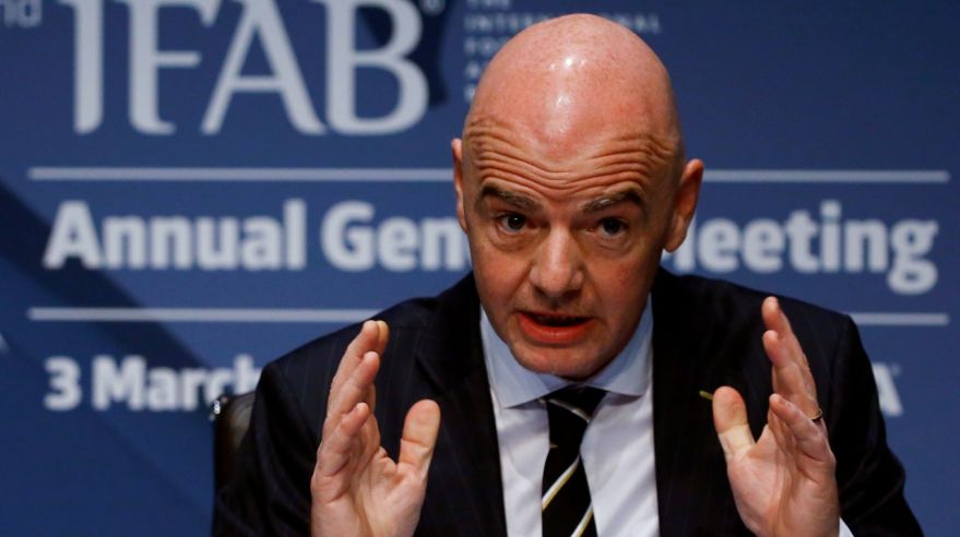 Prezident-FIFA-Gianni-Infantino - Superliga